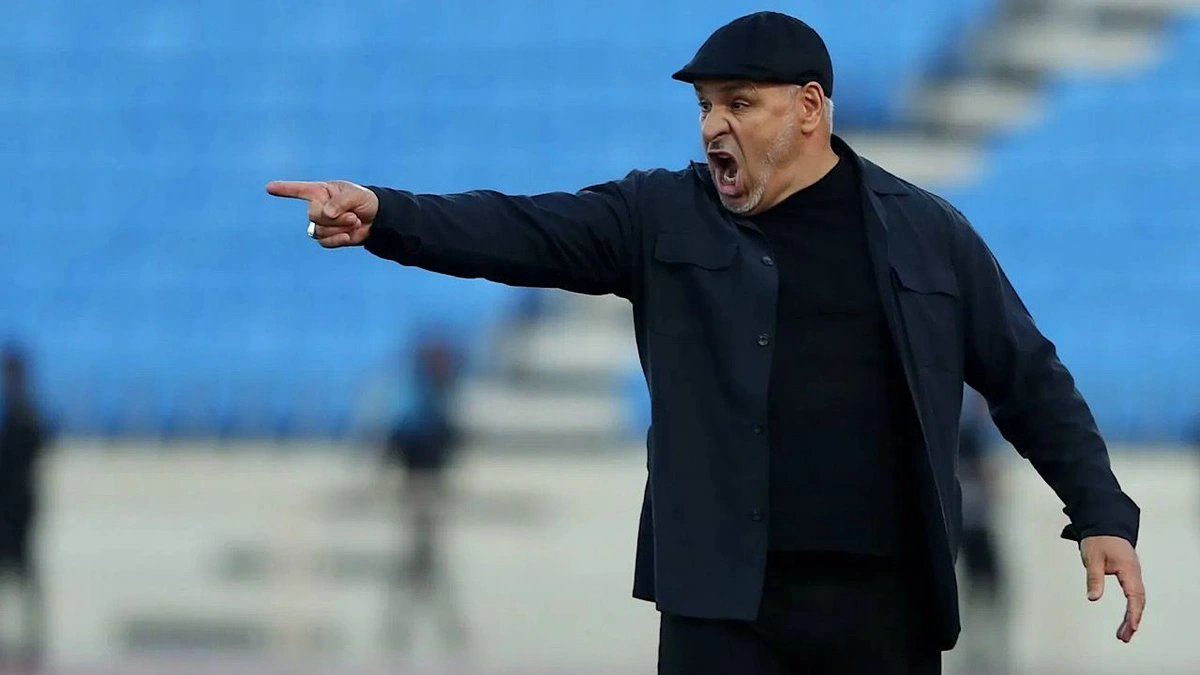 العمري :  بن زكري أنقذ عددًا من الأندية من شبح الهبوط .. فيديو